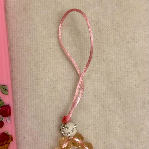 Strawberry Shortcake Phone Case w/Beaded Lanyard - Picture 7 of 15
